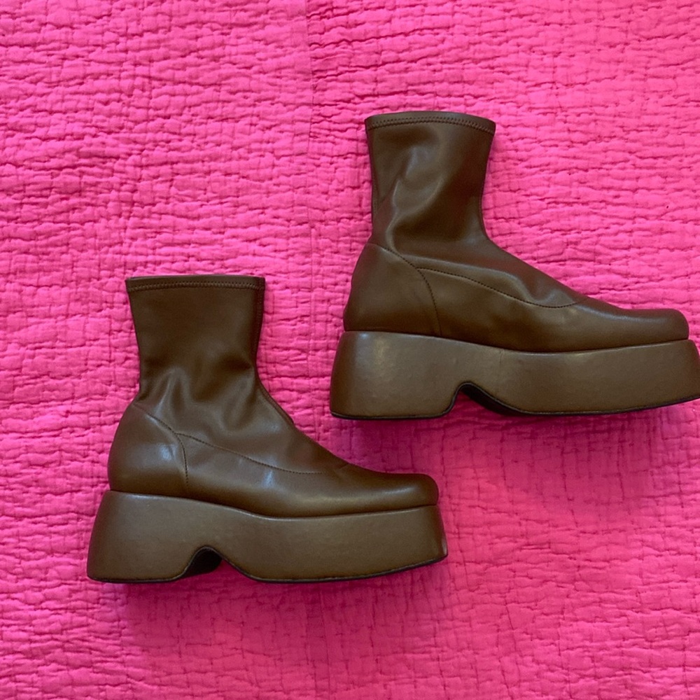 Simon Miller pull-on platform boots, size 41( US11)